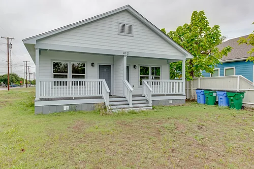 412 Booth St #A Photo 1