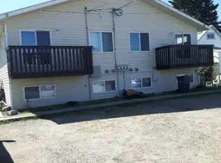 4912 56th St #1A, Innisfail, AB T4G1R2