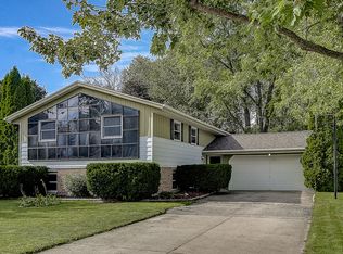 2224 Creek Rd, West Bend, WI 53090