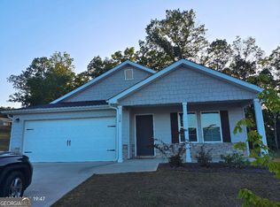 556 Pemberton St, Kingston, GA 30145