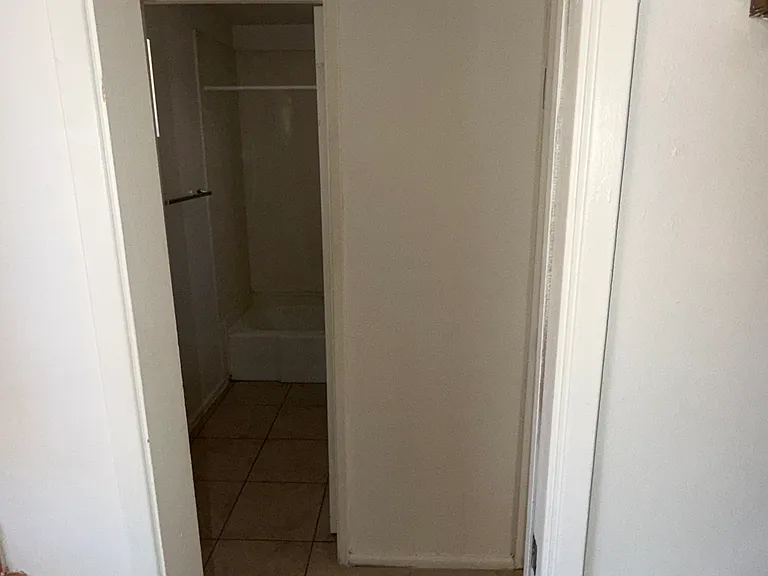 4425 N 8th Ave #3C — Photo 15