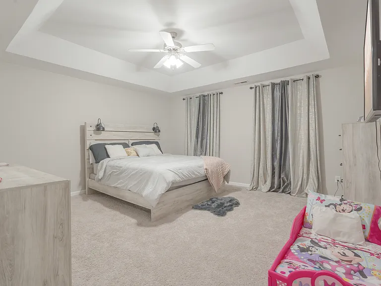 223 Stockbridge Dr — Photo 15