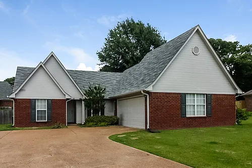 1676 Sandpiper Cv N Photo 1