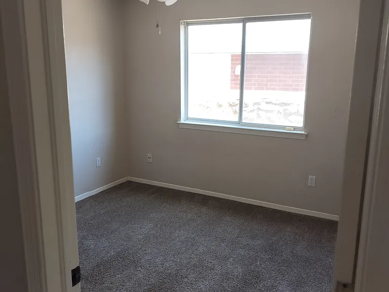 1175 Hunters Ridge Pl — Photo 11
