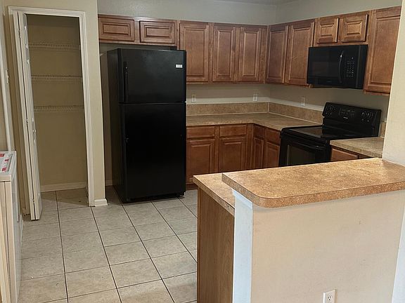 4th image of 9595 Amarante Cir Unit 16
