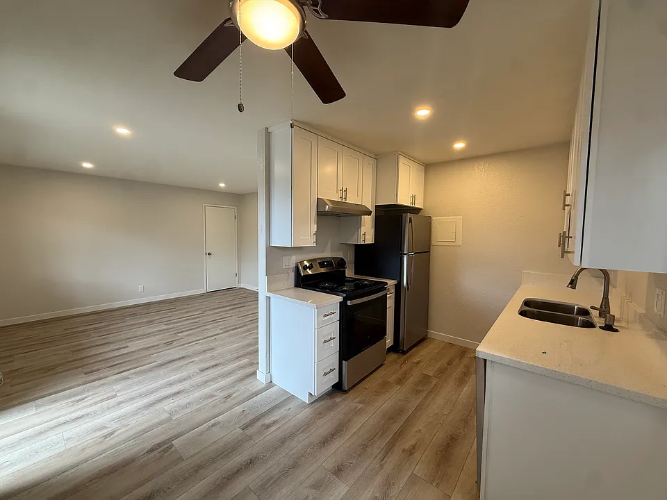 Fair Oaks Garden Apartments