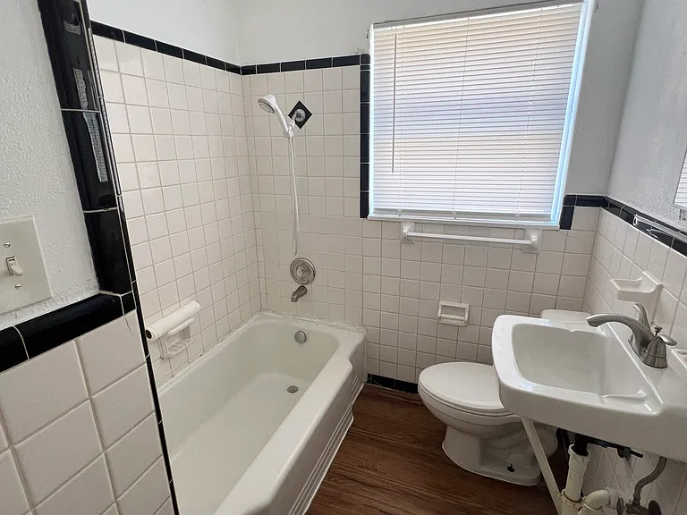 910 Ohio Ave #A — Photo 7