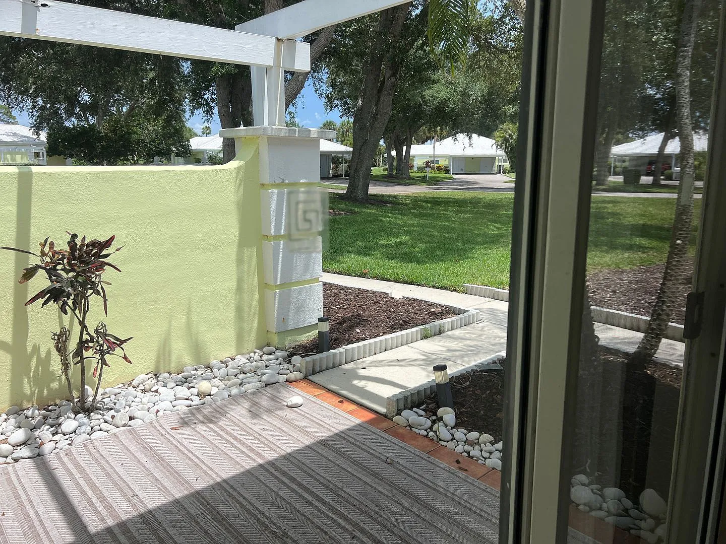 August Villas at Plantation — Photo 3