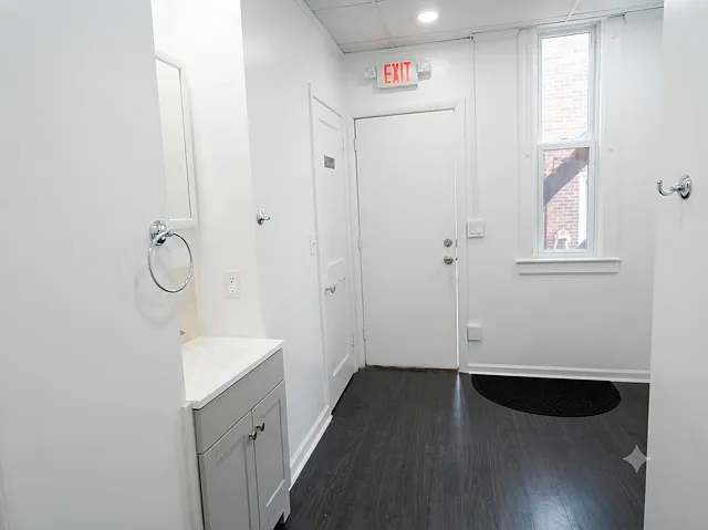 3614 W Irving Park Rd #1 — Photo 13