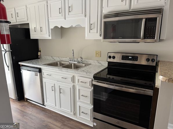 230-8 Lanier Dr, Statesboro, GA 30458