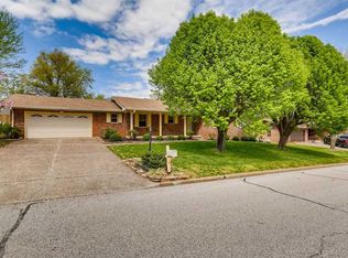 1811 Tanglewood Dr, Mount Vernon, IN 47620