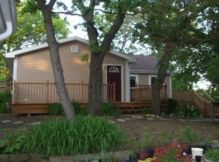 W5713 Ridge Rd, Elkhorn, WI 53121