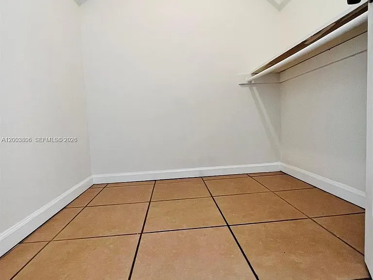 401 Golden Isles Dr #1011 — Photo 24