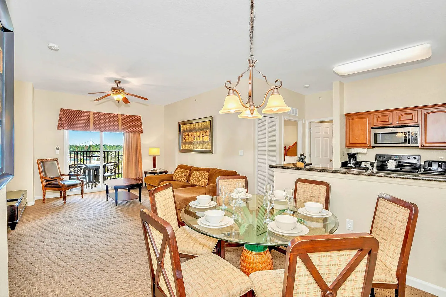 2 bed, 2.0 bath, 1076 sqft, $4,634 — Photo 3