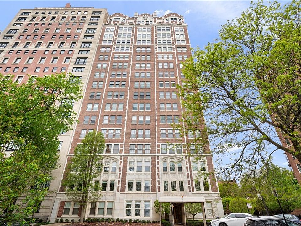 1st image of 2440 N Lakeview Ave #6C