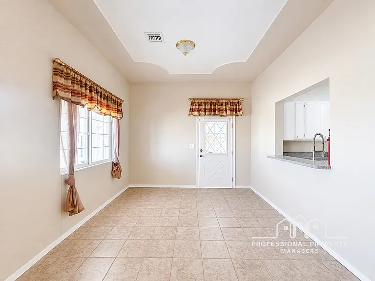 14181 E 49th Ln — Photo 3