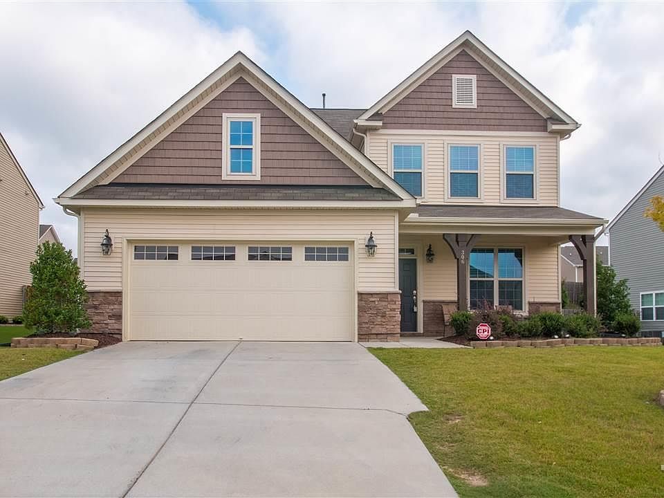 1st image of 306 Vintage Holly Dr