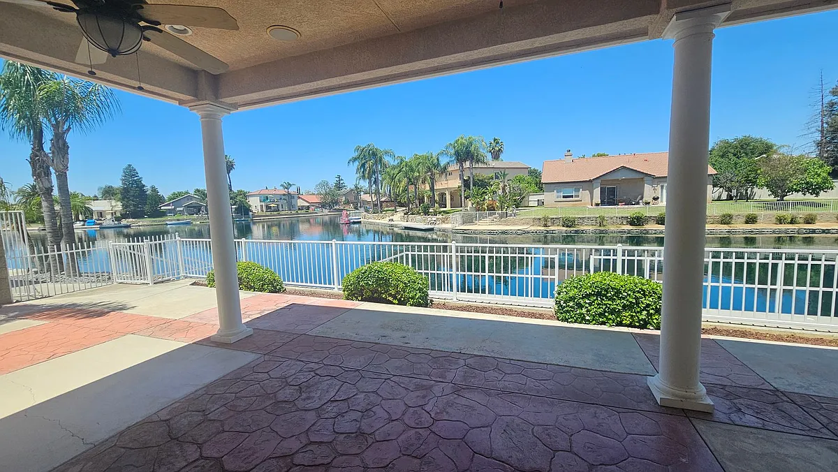 Building Photo - 5309 Headlands Dr