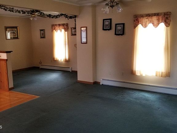 4th image of 132 Church Ave