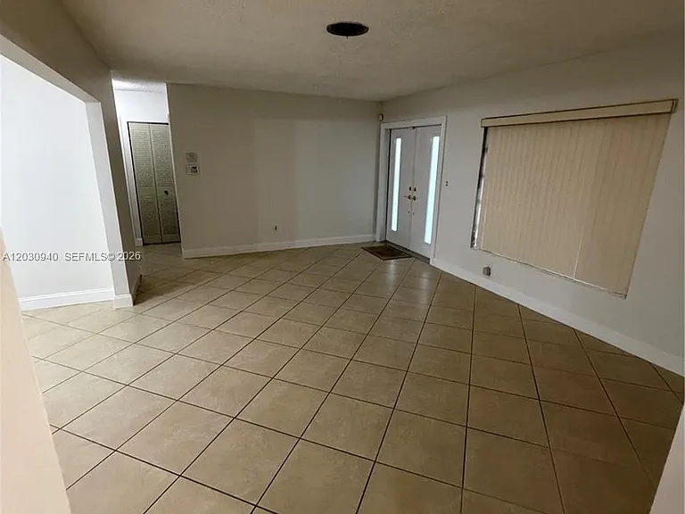 3541 SW 125th Ct — Photo 5