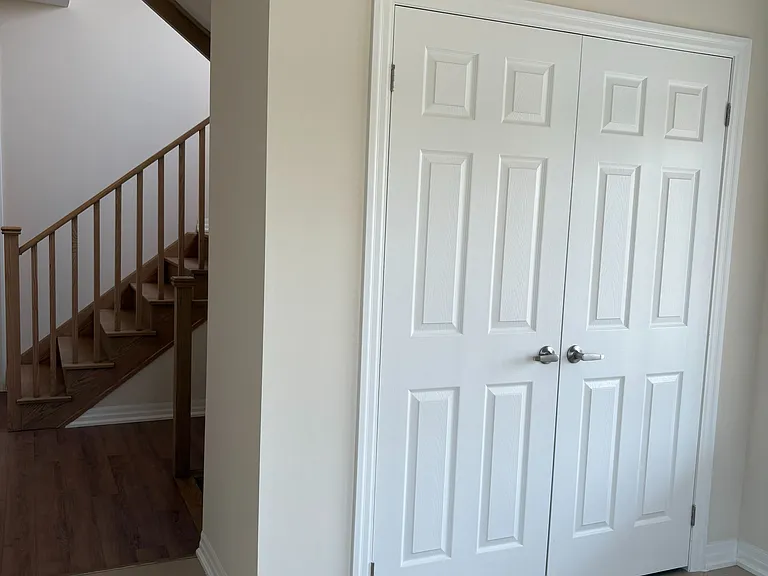 33 Stennett Dr — Photo 3