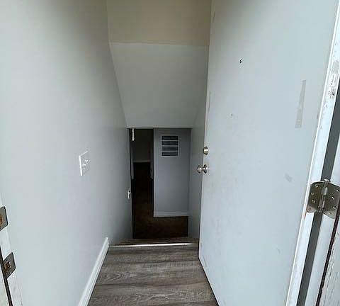 3rd image of 651 N 100 W APT A