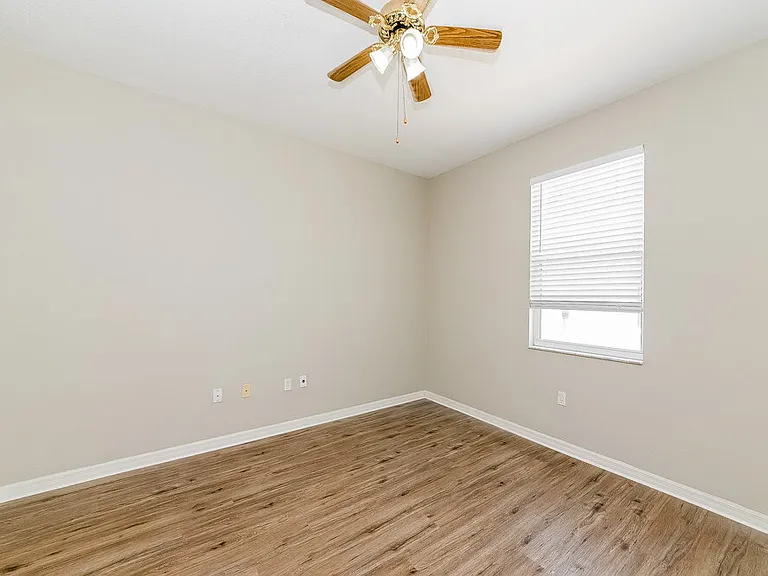 1252 Millbrook Cir — Photo 14