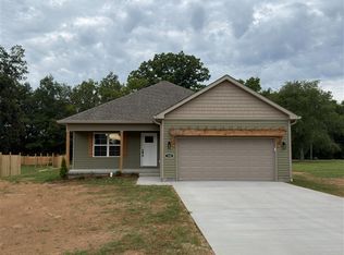 100 Madeline Ct, Russellville, KY 42276