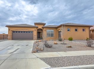 2932 Kiva Vw NE, Rio Rancho, NM 87124