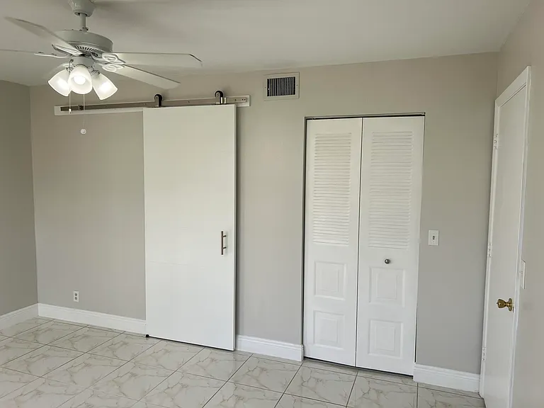 24 Abbey Ln #204 — Photo 21