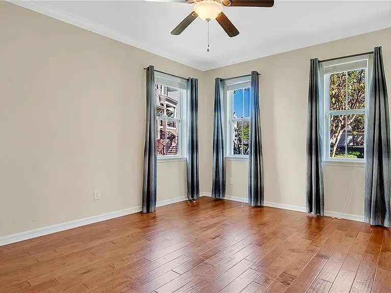 921 Taramundi Dr — Photo 15