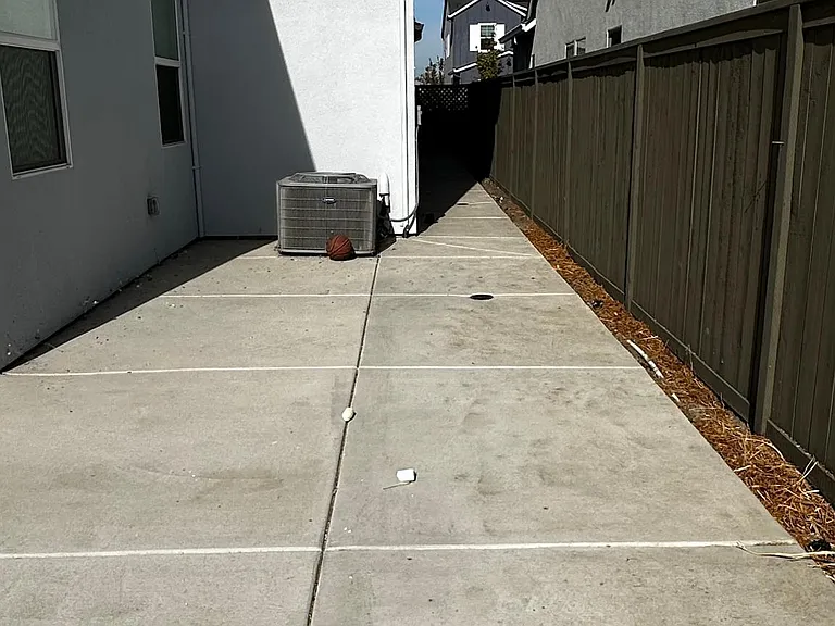 2918 Turner Ave — Photo 54