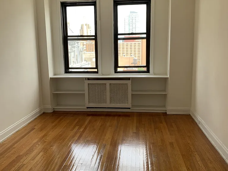 02 FP-271 Sq, ft.