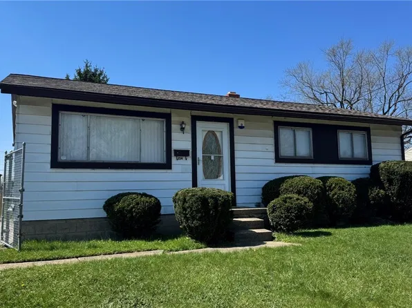 154 Greeley Ln, Youngstown, OH 44505
