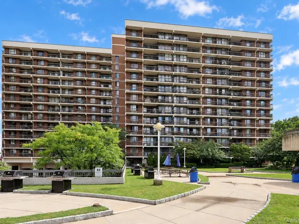 150-38 Union Turnpike #8D, Flushing, NY 11367