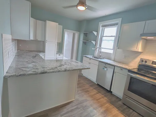 16 S Church St APT 2, Spring City, PA 19475