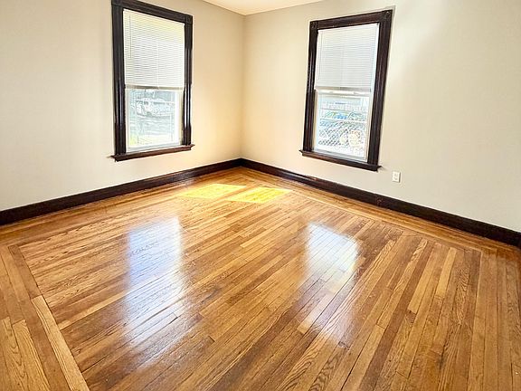 3rd image of 624 Dixwell Ave #1A
