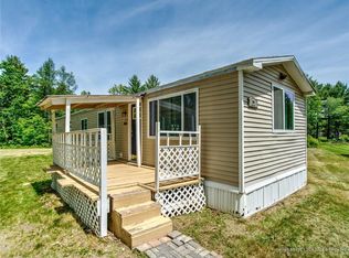 673 Hanson Rd, China, ME 04358
