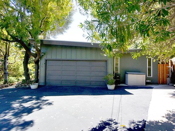 2nd image of 20 Barbara Ln