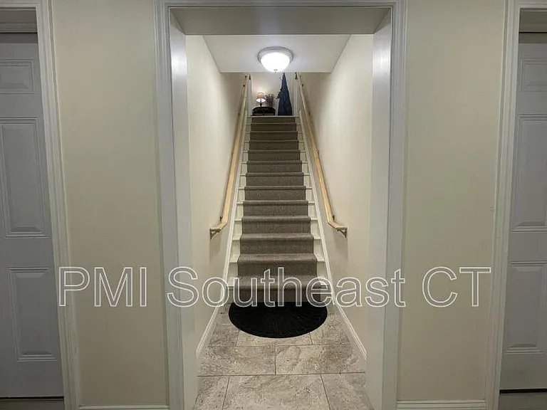 7 Lyme St #1-C — Photo 28