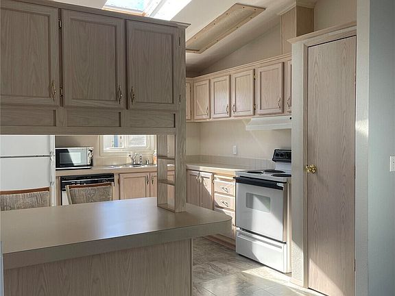5th image of 2610 E Section Street #16