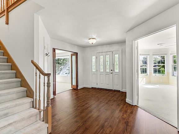 2nd image of 1512 Timberlake Cir