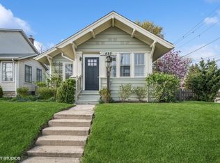 420 W Main St, Barrington, IL 60010