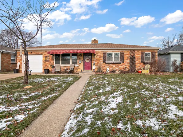 715 Cook Blvd, Bradley, IL 60915