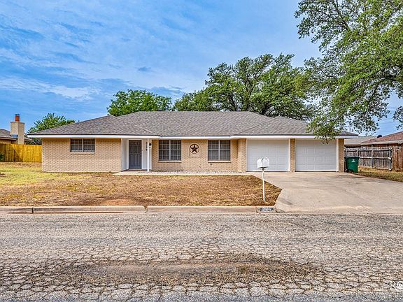 2nd image of 3139 Lindenwood Dr