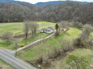 1547 Dripping Springs Rd, Seymour, TN 37865