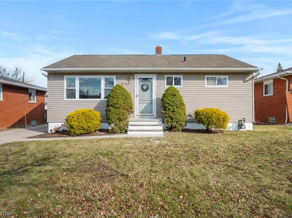 5757 Defiance Ave, Brookpark, OH 44142