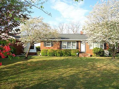 The Buzz Around Wayne County