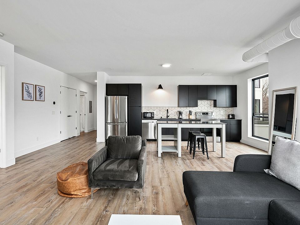31_4900_Cedar_Lake_Unit_30111_mls