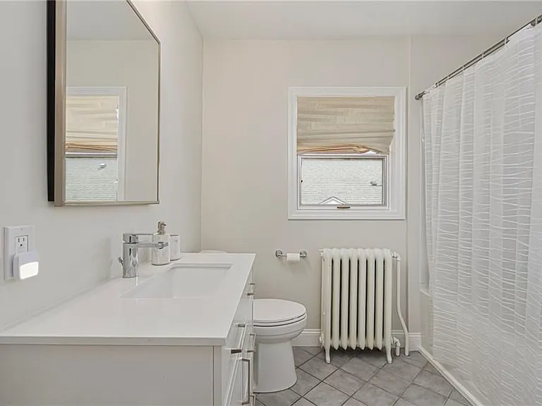 46 Esplanade St — Photo 32